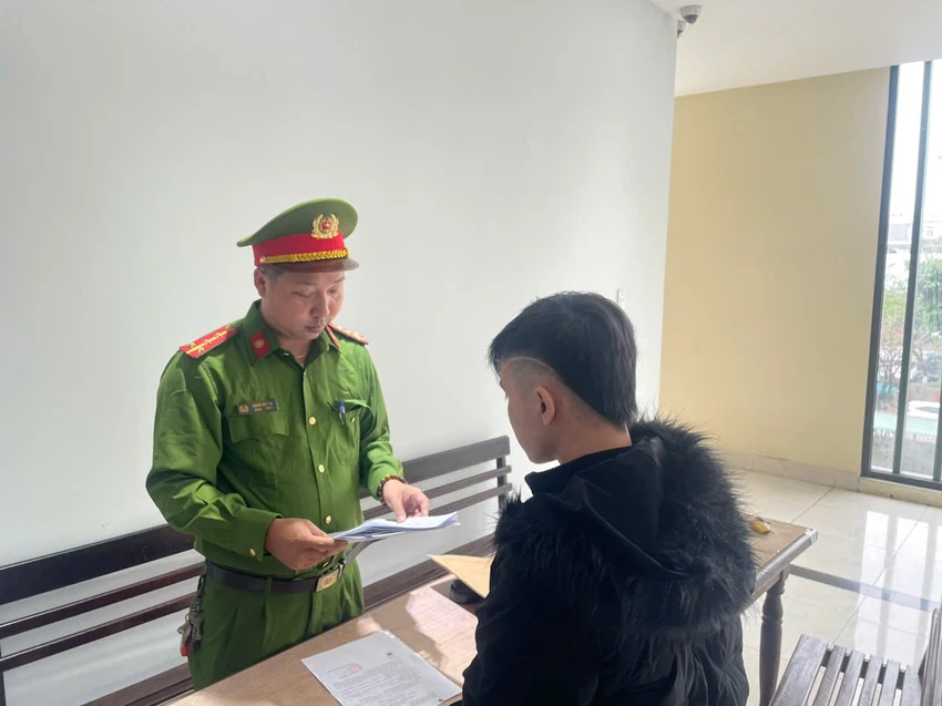 ống pô xe máy