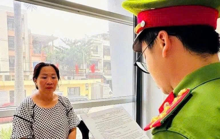 vay lãi nặng