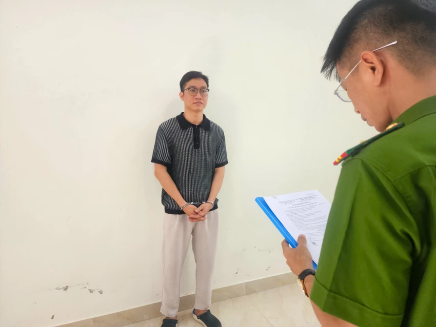 hình ảnh nhạy cảm