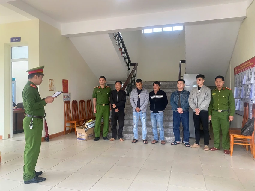 xe-may-danh-nhau-quang-tri.jpeg