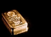 Giá vàng sẽ leo lên 72 triệu đồng?