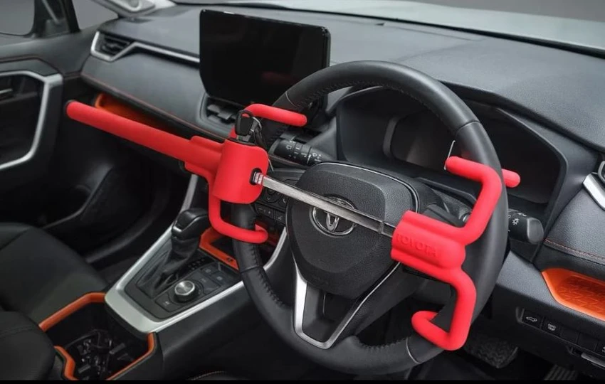 Trộm xe công nghệ cao bùng phát, Toyota chọn giải pháp cơ học đơn giản