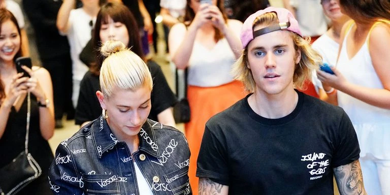 Justin Bieber bất ngờ cầu hôn bạn gái sau 1 tháng hẹn hò? ảnh 1 Justin Bieber bất ngờ cầu hôn bạn gái sau 1 tháng hẹn hò? ảnh 1