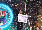 Quán quân Tinh hoa hội tụ dùng tiền thưởng chữa tai nạn tay