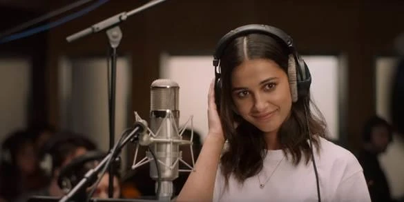 Naomi Scott mang thông điệp nữ quyền hiện đại đến với Aladdin ảnh 2