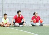 Thanh Thức 'đòi kiện' HLV Nguyễn Hồng Sơn? 