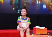 Cô bé 8 tuổi làm 'sứ giả hòa bình' cho ba mẹ qua những bức vẽ 