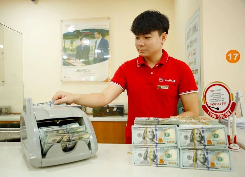 Hiện tỉ giá USD/VND giảm 1,2% so với tháng trước, tiền đồng đang có giá trị rất tốt. 