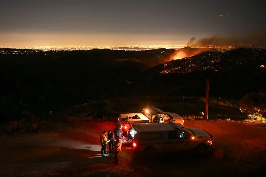 cháy rừng ở losangeles.jpg.jpg