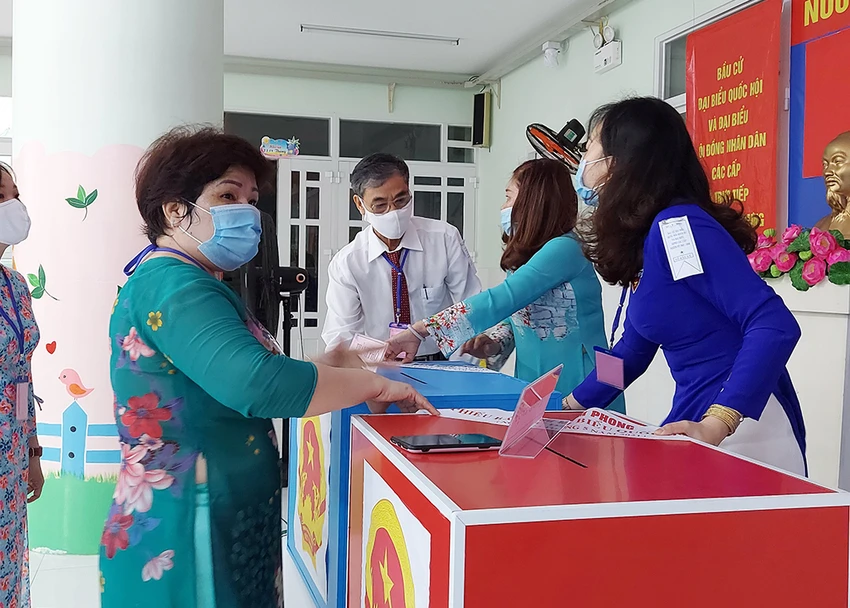 Hơn 69 triệu cử tri cả nước đi bầu cử ảnh 95 Hơn 69 triệu cử tri cả nước đi bầu cử ảnh 95