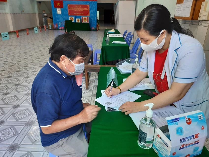 Hơn 69 triệu cử tri cả nước đi bầu cử ảnh 5 Hơn 69 triệu cử tri cả nước đi bầu cử ảnh 5