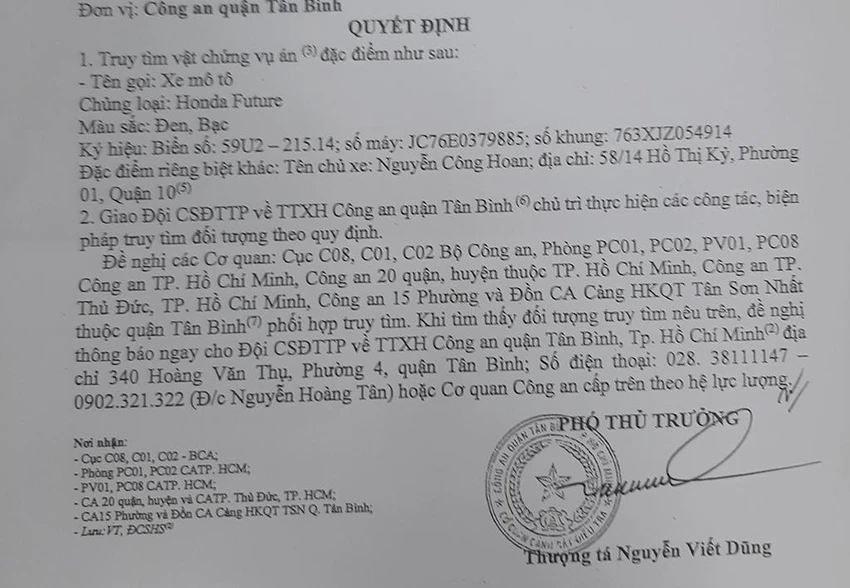 Cơ quan CSĐT Công an quận Tân Bình truy tìm vật trong vụ cướp giật xảy ra trên địa bàn. Cơ quan CSĐT Công an quận Tân Bình truy tìm vật trong vụ cướp giật xảy ra trên địa bàn.