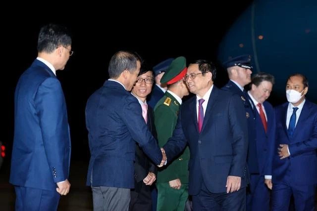 Thủ tướng Phạm Minh Chính và Đoàn đại biểu Việt Nam bắt đầu chuyến công tác tham dự Hội nghị Cấp cao Đặc biệt ASEAN-Hoa Kỳ; thăm, làm việc tại Hoa Kỳ và Liên Hợp Quốc từ ngày 11 đến ngày 17-5. Ảnh: VGP Thủ tướng Phạm Minh Chính và Đoàn đại biểu Việt Nam bắt đầu chuyến công tác tham dự Hội nghị Cấp cao Đặc biệt ASEAN-Hoa Kỳ; thăm, làm việc tại Hoa Kỳ và Liên Hợp Quốc từ ngày 11 đến ngày 17-5. Ảnh: VGP