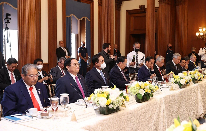 Thủ tướng Phạm Minh Chính cùng Lãnh đạo các nước ASEAN đã làm việc với đại diện Lãnh đạo Quốc hội Mỹ. Ảnh: TTXVN Thủ tướng Phạm Minh Chính cùng Lãnh đạo các nước ASEAN đã làm việc với đại diện Lãnh đạo Quốc hội Mỹ. Ảnh: TTXVN