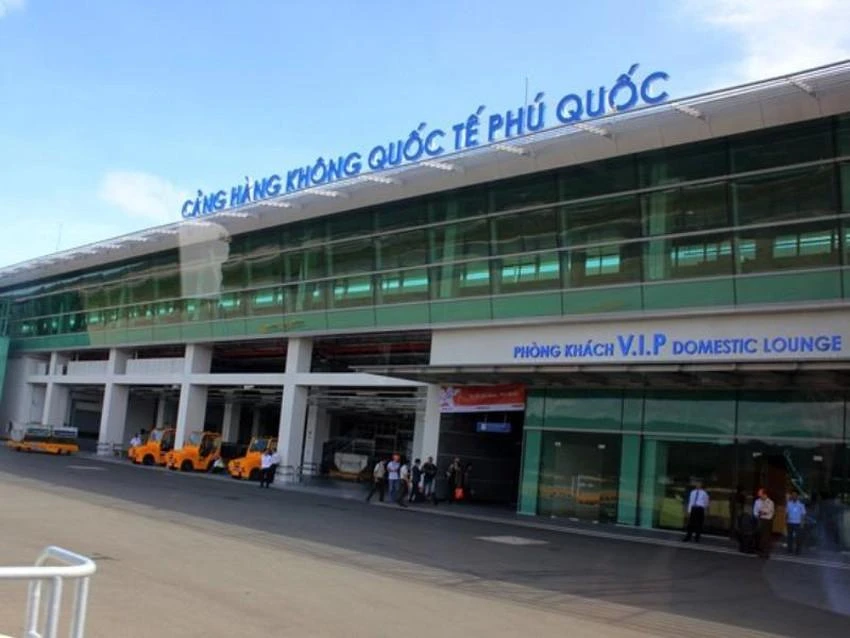 Phú Quốc sẽ được xây dựng thành trung tâm dịch vụ, du lịch sinh thái chất lượng cao, du lịch biển, đảo tầm cỡ quốc gia và quốc tế. Trong ảnh: Cảng hàng không quốc tế Phú Quốc. Ảnh: ACV