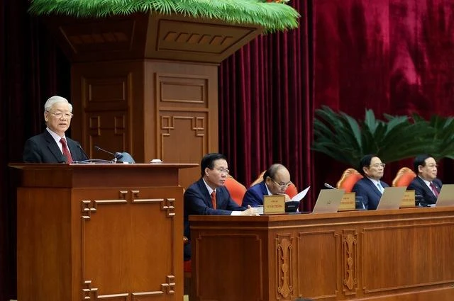Tổng bí thư Nguyễn Phú Trọng cùng các lãnh đạo Đảng, Nhà nước tại Hội nghị Trung ương 5 khóa XIII. Ảnh: TTXVN Tổng bí thư Nguyễn Phú Trọng cùng các lãnh đạo Đảng, Nhà nước tại Hội nghị Trung ương 5 khóa XIII. Ảnh: TTXVN