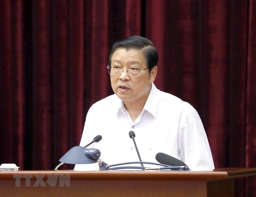 Ông Phan Đình Trạc, Uỷ viên Bộ Chính trị, Bí thư Trung ương Đảng, Trưởng Ban Nội chính Trung ương, Phó Trưởng Ban Thường trực Ban Chỉ đạo Trung ương về phòng, chống tham nhũng, tiêu cực trình bày báo cáo tại hội nghị. Ảnh: TTXVN Ông Phan Đình Trạc, Uỷ viên Bộ Chính trị, Bí thư Trung ương Đảng, Trưởng Ban Nội chính Trung ương, Phó Trưởng Ban Thường trực Ban Chỉ đạo Trung ương về phòng, chống tham nhũng, tiêu cực trình bày báo cáo tại hội nghị. Ảnh: TTXVN