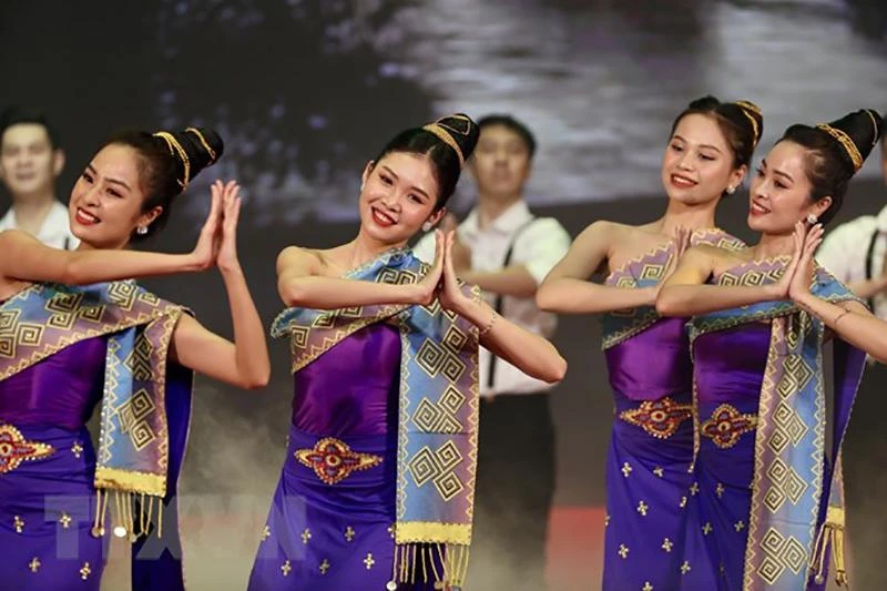 Chương trình văn nghệ tại Lễ kỷ niệm. Ảnh: TTXVN Chương trình văn nghệ tại Lễ kỷ niệm. Ảnh: TTXVN