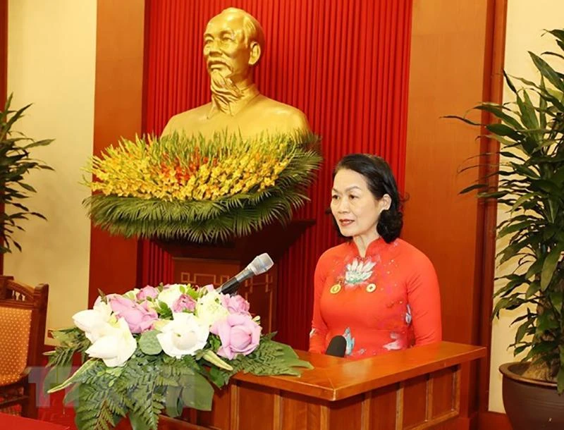 Chủ tịch Hội Chữ thập Đỏ Việt Nam Bùi Thị Hòa trình bày báo cáo tại buổi gặp mặt. Ảnh: TTXVN Chủ tịch Hội Chữ thập Đỏ Việt Nam Bùi Thị Hòa trình bày báo cáo tại buổi gặp mặt. Ảnh: TTXVN