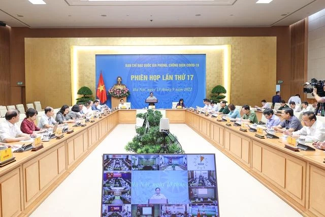 Lãnh đạo các địa phương tham dự phiên họp được kết nối trực tuyến đến các điểm cầu 63 tỉnh, thành phố trực thuộc Trung ương. Ảnh: VGP Lãnh đạo các địa phương tham dự phiên họp được kết nối trực tuyến đến các điểm cầu 63 tỉnh, thành phố trực thuộc Trung ương. Ảnh: VGP