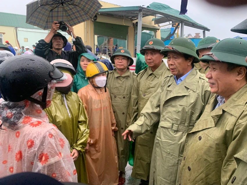 Phó Thủ tướng Lê Văn Thành đã có mặt tại Quảng Trị để kiểm tra công tác ứng phó bão số 4. Ảnh: AH Phó Thủ tướng Lê Văn Thành đã có mặt tại Quảng Trị để kiểm tra công tác ứng phó bão số 4. Ảnh: AH