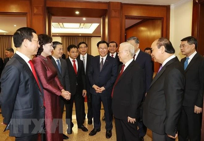 Tổng Bí thư Nguyễn Phú Trọng cùng các lãnh đạo Đảng, Nhà nước dự phiên bế mạc Hội nghị Trung ương 6 khóa XIII. Ảnh: TTXVN Tổng Bí thư Nguyễn Phú Trọng cùng các lãnh đạo Đảng, Nhà nước dự phiên bế mạc Hội nghị Trung ương 6 khóa XIII. Ảnh: TTXVN