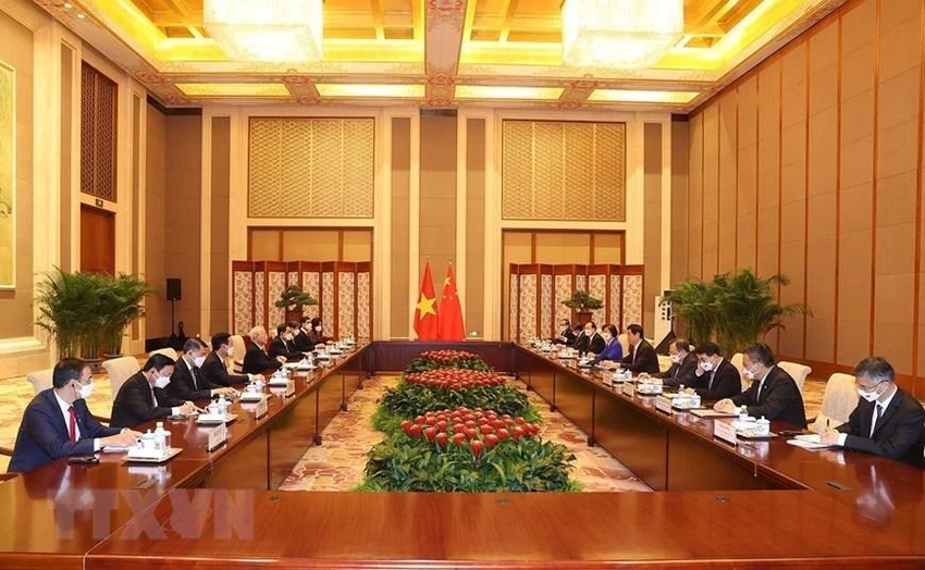 Quang cảnh cuộc hội kiến giữa Tổng Bí thư Nguyễn Phú Trọng hội kiến Chủ tịch Quốc hội Trung Quốc Lật Chiến Thư. Ảnh: TTXVN Quang cảnh cuộc hội kiến giữa Tổng Bí thư Nguyễn Phú Trọng hội kiến Chủ tịch Quốc hội Trung Quốc Lật Chiến Thư. Ảnh: TTXVN