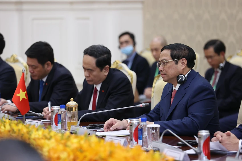 Thủ tướng Chính phủ Phạm Minh Chính và đoàn đại biểu Việt Nam tại Hội đàm với Thủ tướng Campuchia Hun Sen. Ảnh: VGP Thủ tướng Chính phủ Phạm Minh Chính và đoàn đại biểu Việt Nam tại Hội đàm với Thủ tướng Campuchia Hun Sen. Ảnh: VGP