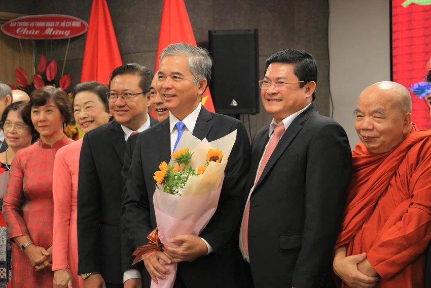Ông Ngô Minh Châu, Phó Chủ tịch UBND TP.HCM được bầu làm Chủ tịch hội hữu nghị Việt Nam – Lào TP.HCM nhiệm kỳ 2022 – 2027. Ảnh: VÕ THƠ Ông Ngô Minh Châu, Phó Chủ tịch UBND TP.HCM được bầu làm Chủ tịch hội hữu nghị Việt Nam – Lào TP.HCM nhiệm kỳ 2022 – 2027. Ảnh: VÕ THƠ