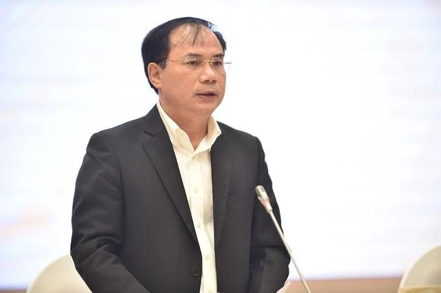 Thứ trưởng Bộ Xây dựng Nguyễn Văn Sinh thông tin về tình hình thị trường bất động sản. Ảnh: PV HOP-BAO-CHINH-PHU