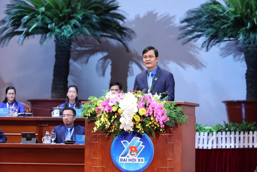 Ông Bùi Quang Huy đắc cử Bí thư thứ Nhất Trung ương Đoàn Ảnh: VGP Ông Bùi Quang Huy đắc cử Bí thư thứ Nhất Trung ương Đoàn Ảnh: VGP