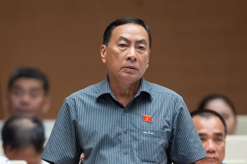 Đại biểu Phạm Văn Hòa (Đồng Tháp) tin tưởng nghị quyết mới khi được ban hành sẽ giúp TP.HCM tiếp thêm động lực tăng trưởng trở lại. Ảnh: QH
