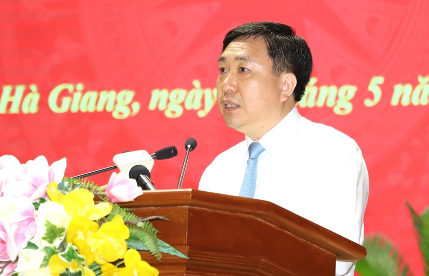 Quyền Bí thư Tỉnh ủy Hà Giang Nguyễn Mạnh Dũng phát biểu nhận nhiệm vụ. Ảnh: BÁO HÀ GIANG Quyền Bí thư Tỉnh ủy Hà Giang Nguyễn Mạnh Dũng phát biểu nhận nhiệm vụ. Ảnh: BÁO HÀ GIANG