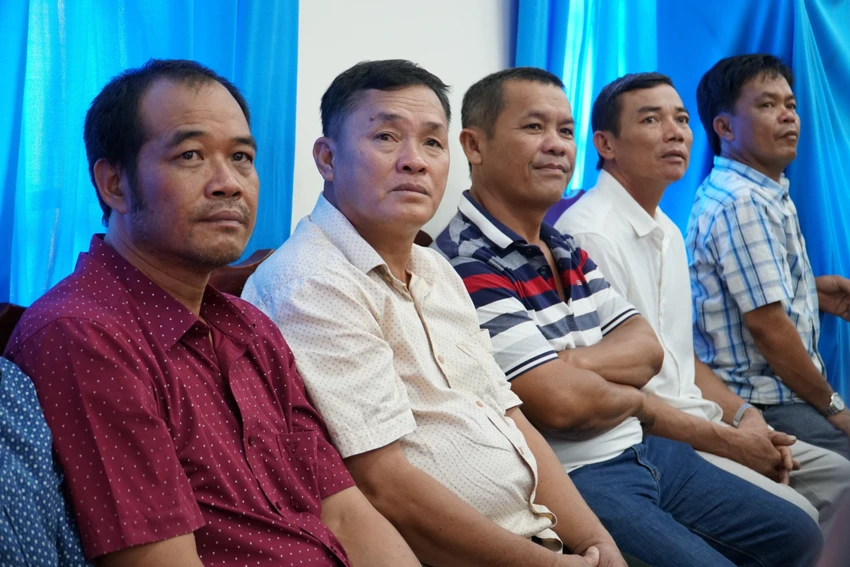 Các ngư dân tham dự buổi tọa đàm.