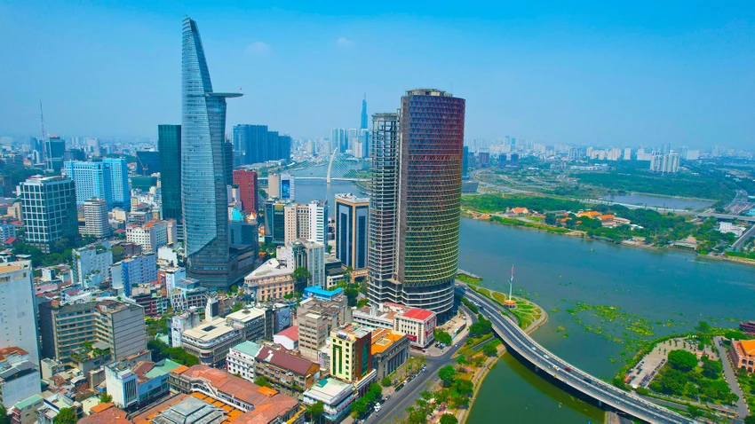 Hiện TP.HCM chưa có phương án sắp xếp sáu đơn vị hành chính cấp huyện và 142 đơn vị hành chính cấp xã. Ảnh: NGUYỄN TIẾN Hiện TP.HCM chưa có phương án sắp xếp sáu đơn vị hành chính cấp huyện và 142 đơn vị hành chính cấp xã. Ảnh: NGUYỄN TIẾN
