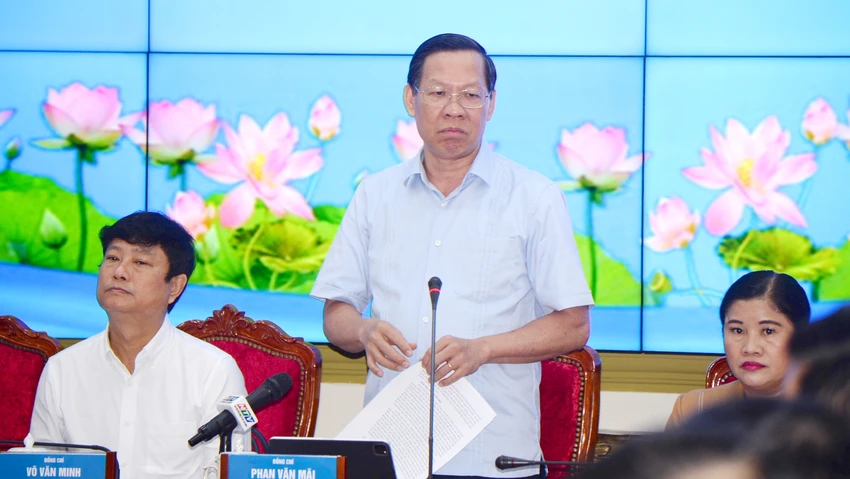 Chủ tịch UBND TP.HCM đề nghị các địa phương trong vùng cùng thực hiện Nghị quyết 24, Nghị quyết 31 của Bộ Chính trị. Chủ tịch UBND TP.HCM đề nghị các địa phương trong vùng cùng thực hiện Nghị quyết 24, Nghị quyết 31 của Bộ Chính trị.