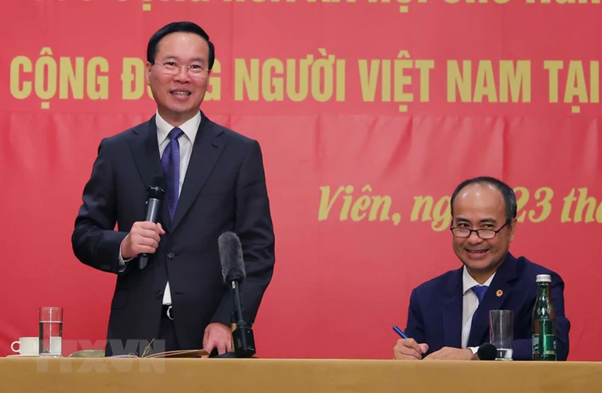 Chủ tịch nước Võ Văn Thưởng phát biểu tại buổi gặp mặt đại diện cộng đồng Việt Nam tại Áo và châu Âu. Ảnh: TTXVN Chủ tịch nước Võ Văn Thưởng phát biểu tại buổi gặp mặt đại diện cộng đồng Việt Nam tại Áo và châu Âu. Ảnh: TTXVN