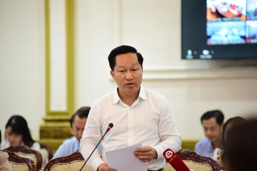 Chủ tịch UBND TP Thủ Đức Hoàng Tùng cho biết địa phương sẽ thí điểm sắp xếp khu phố, ấp ở ba phường. Ảnh: HÀ THƯ Chủ tịch UBND TP Thủ Đức Hoàng Tùng cho biết địa phương sẽ thí điểm sắp xếp khu phố, ấp ở ba phường. Ảnh: HÀ THƯ