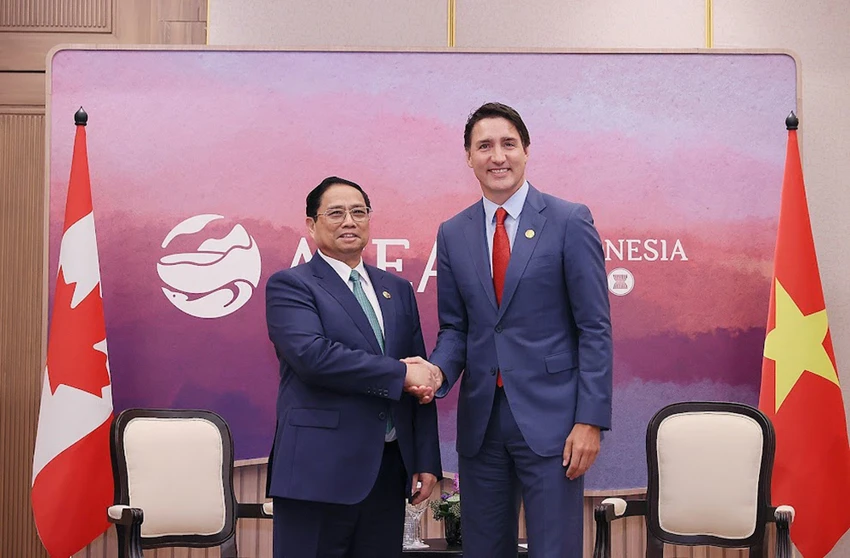 Thủ tướng Phạm Minh Chính gặp Thủ tướng Canada Justin Trudeau. Ảnh: VGP