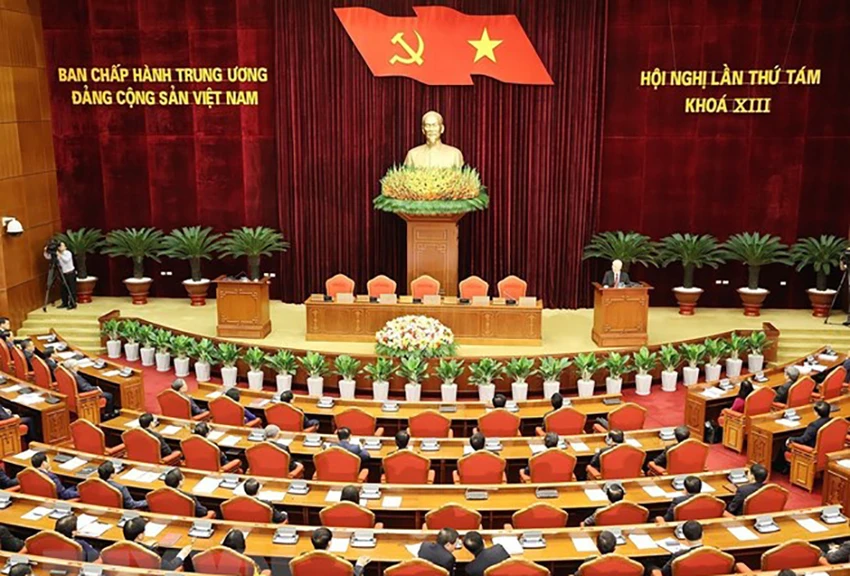 tong-bi-thu-be-mac-hoi-nghi-trung-uong-8.jpg