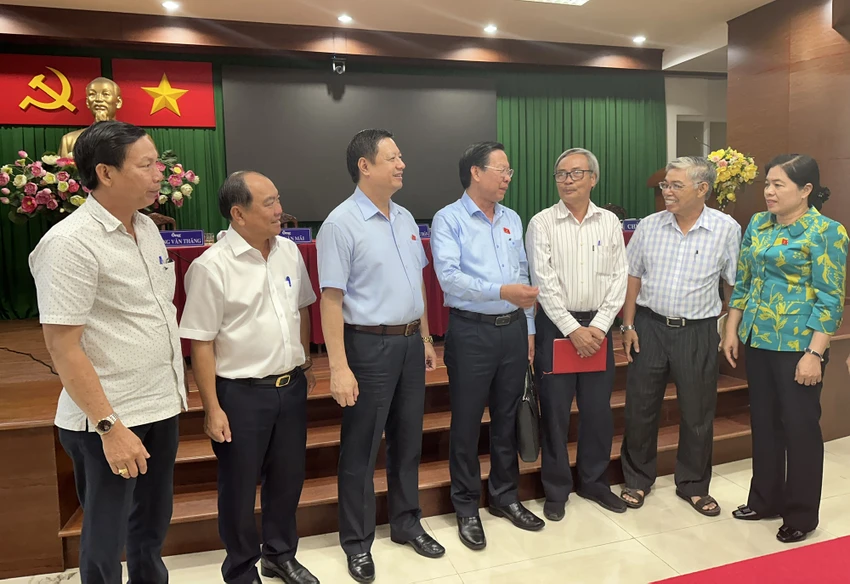 chu-tich-phan-van-mai-txct-quan-7.jpg