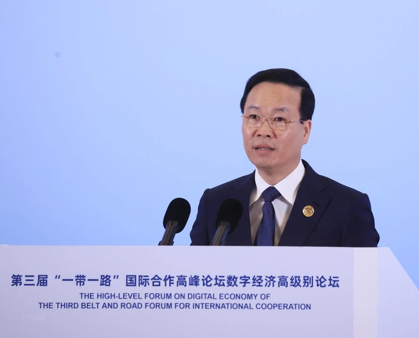 chu-tich-nuoc-vo-van-thuong-vanh-dai-va-con-duong.jpg