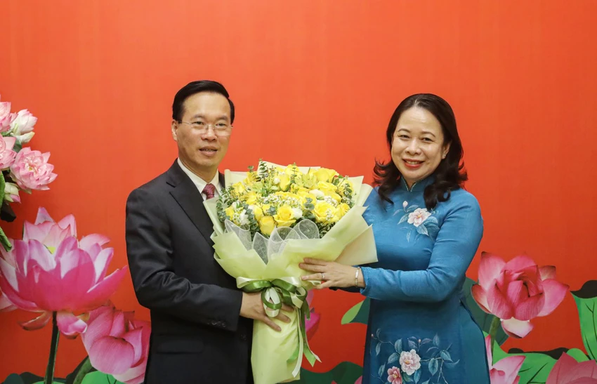 chu-tich-nuoc-vo-van-thuong-nhan-30-nam-tuoi-dang-1.jpg