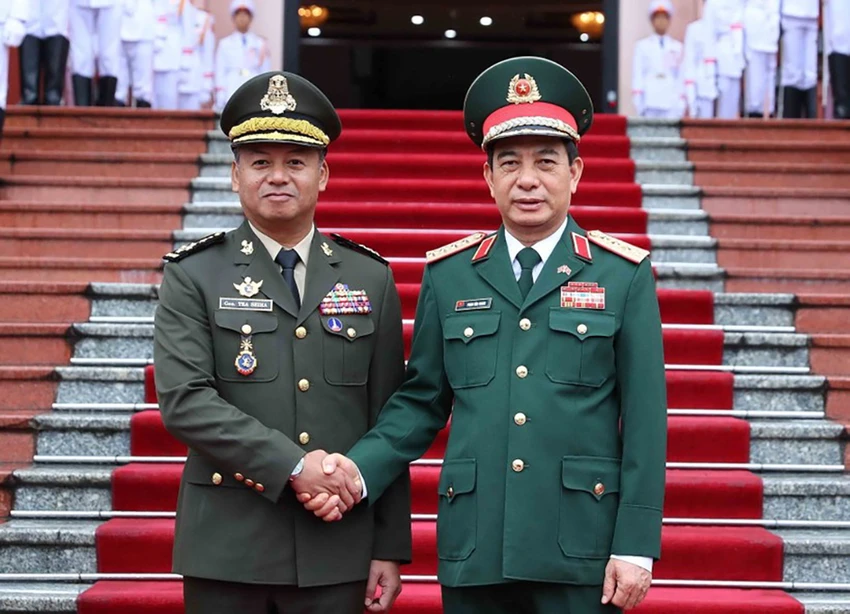 Đại tướng Phan Văn Giang: Đưa quan hệ quốc phòng Việt Nam - Campuchia lên tầm cao mới-BO-TRUONG-PHAN-VAN-GIANG-TIEP-BO-TRUONG-QUOC-PHONG-CAMPUCHIA (1).jpg