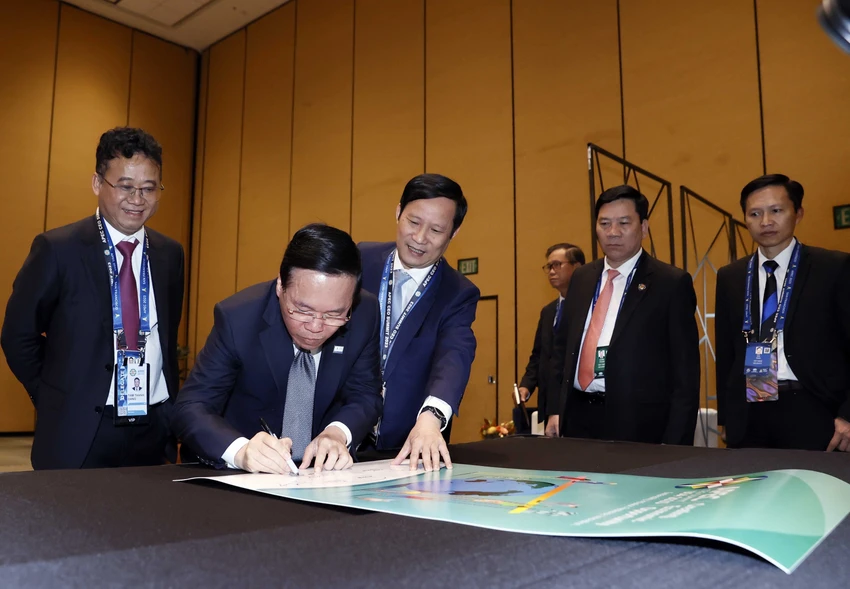 3-chu-tich-nuoc-vo-van-thuong-phat-bieu-tuan-le-apec.jpg