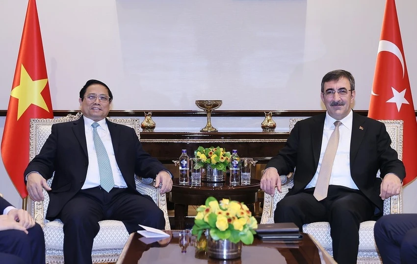 thu-tuong-pham-minh-chinh-tho-nhi-ky-2.jpg