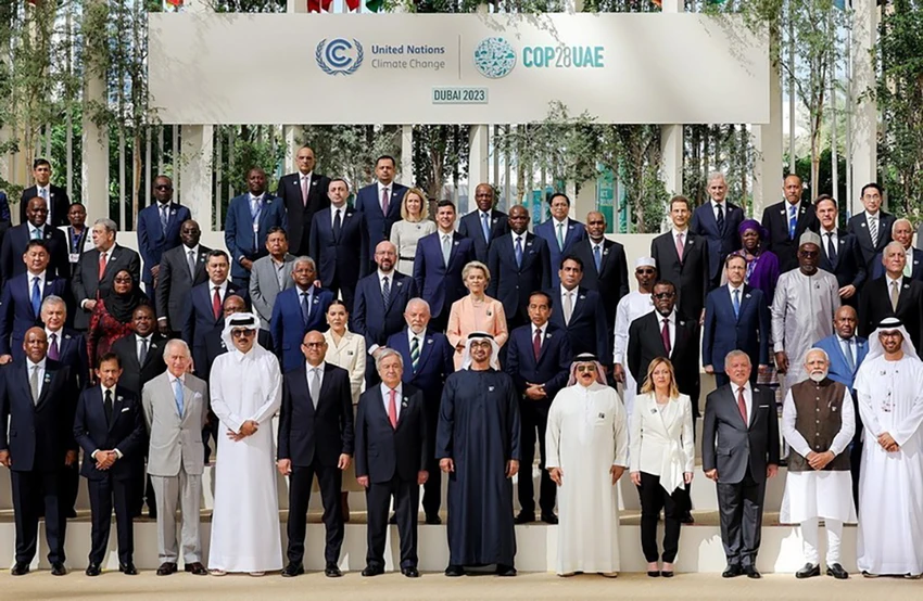 1-thu-tuong-pham-minh-chinh-du-cop28.jpeg