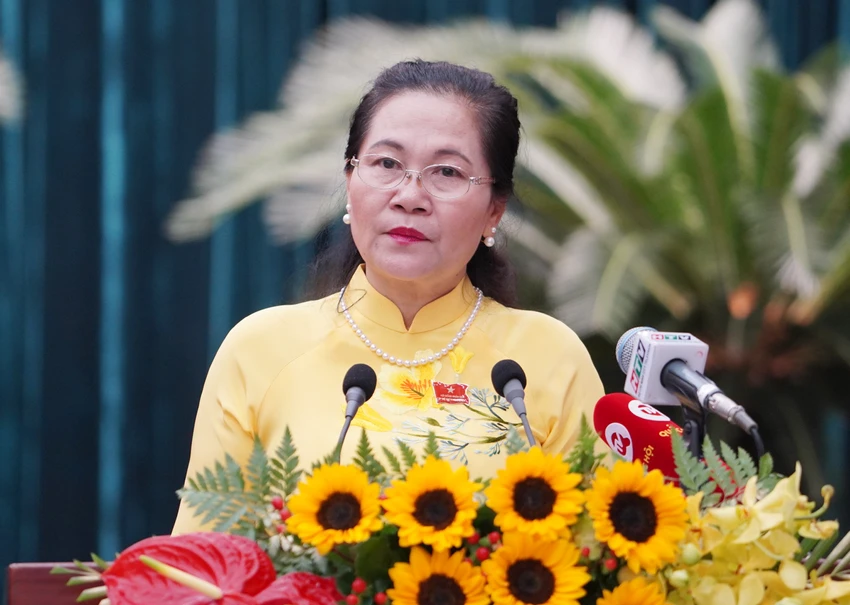 Chu-tich-hdnd-tp.hcm-nguyen-thi-le.jpg