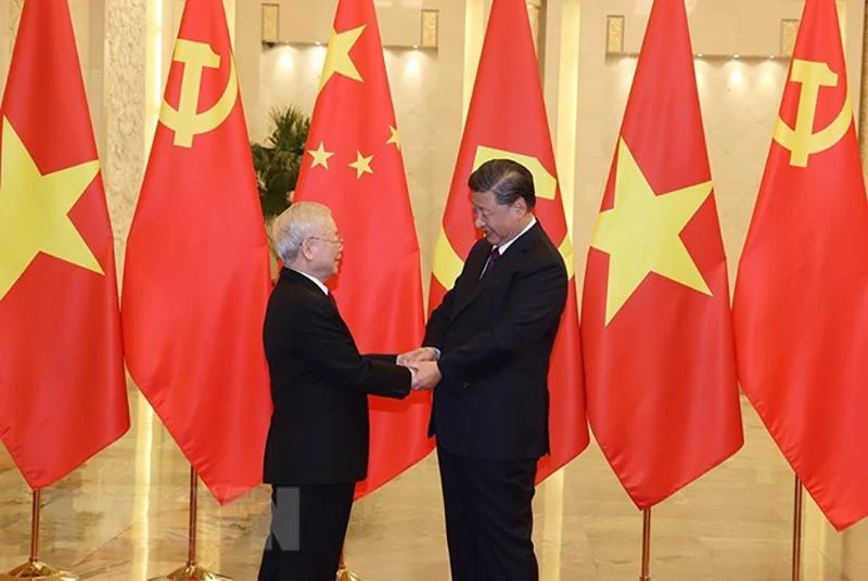 ong-tap-can-binh-don-tong-bi-thu-nguyen-phu-tron2.jpg