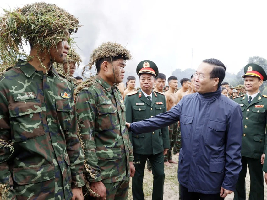chu-tich-nuoc-vo-van-thuong-tham-binh-chung-dac-cong-1.jpg